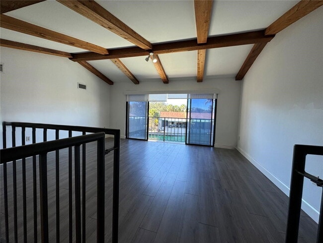 Photo - 15077 Montrose Rd