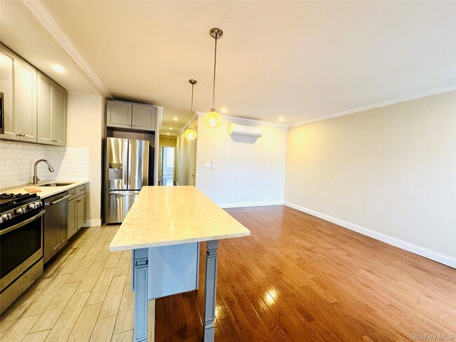 Photo - 71-20 66th Pl Unit 2