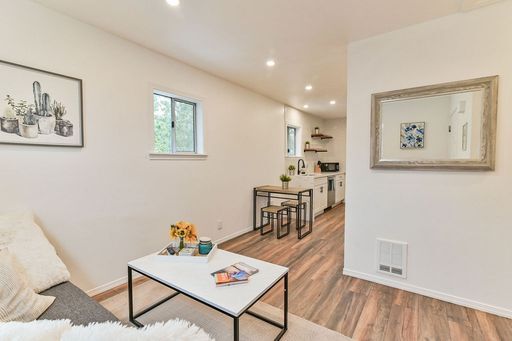 Photo - Beautiful top floor 1 bedroom 1 bathroom apartment on Lower Queen Anne