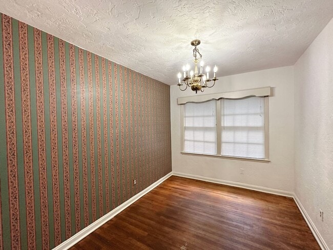 Photo - 3 Bedroom, 3 Bath House in Hibiscus Park -...