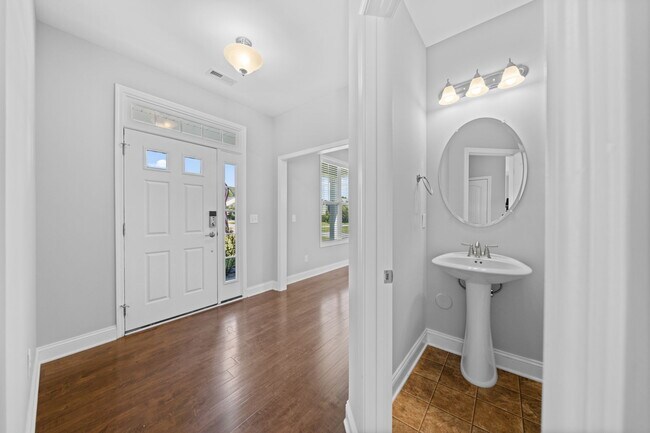 Photo - 1008 Whispering Doe Dr