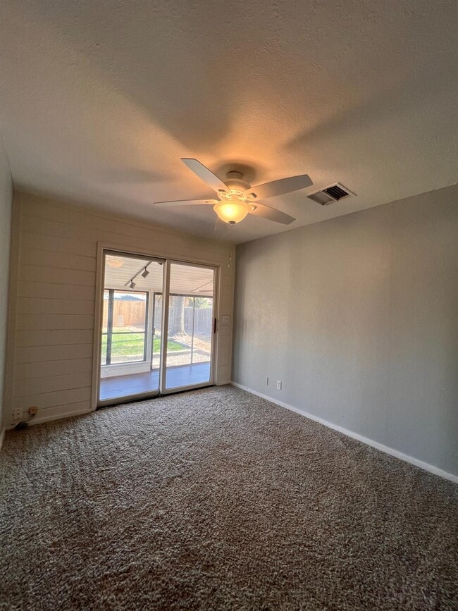 Photo - 3402 E Weldon Ave