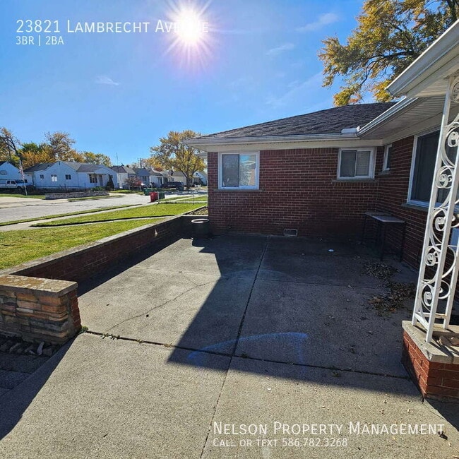 Photo - 23821 Lambrecht Ave