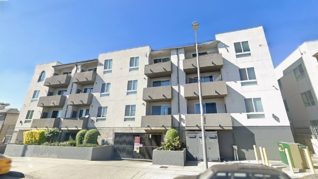 Photo - 8935 Orion Ave Unidad 203