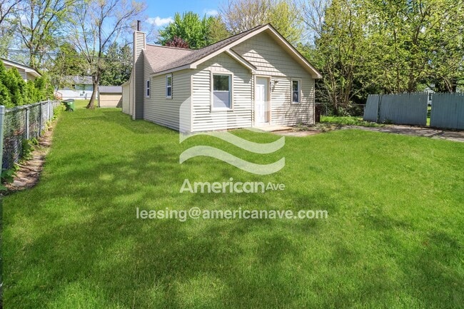 8107 Janis St