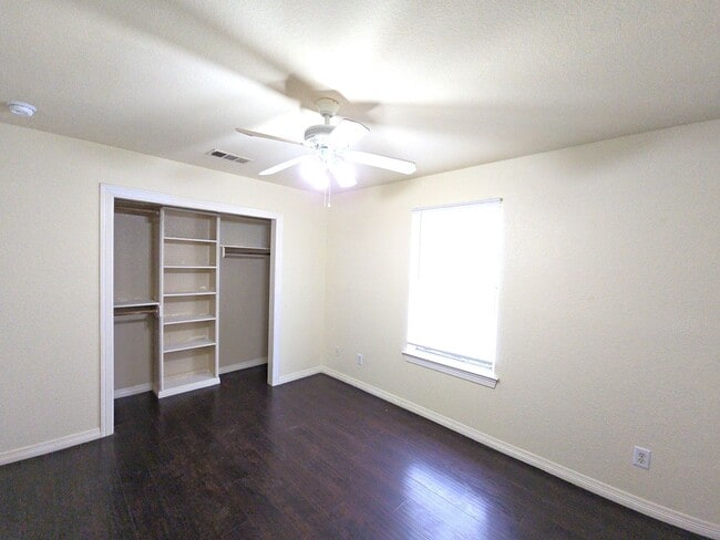 Photo - 6131 Andwood St Unidad B