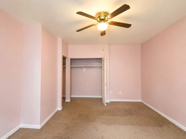 Affordable & Low-Maintenance 1BR Apartment – Comfortable Living Made Easy