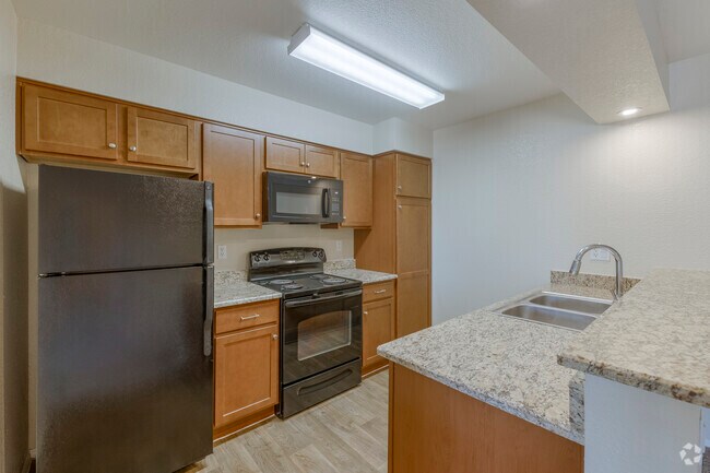 1BR, 1BR - 650SF - Kitchen