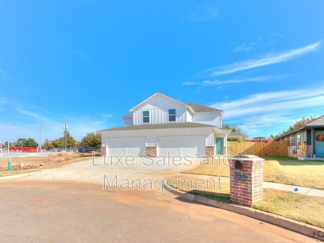 10532 Utica Dr