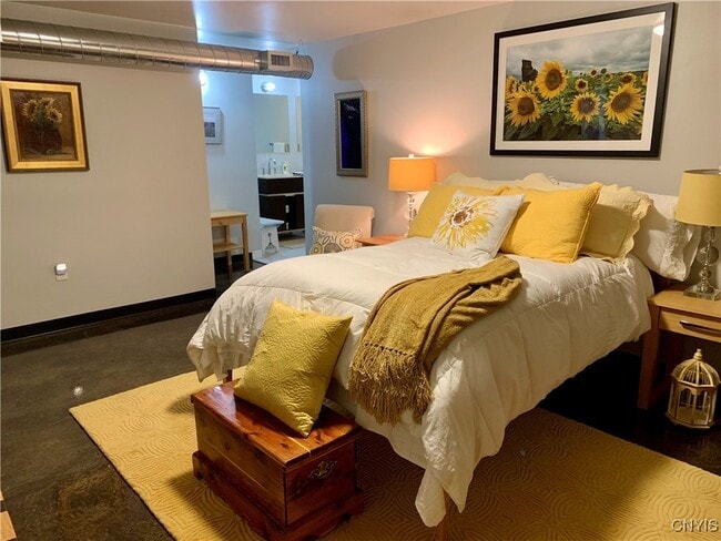 Photo - 520 Seneca St