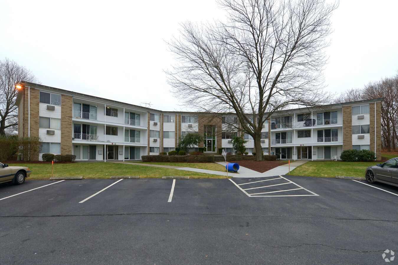 Photo - Bourne Avenue Apartments