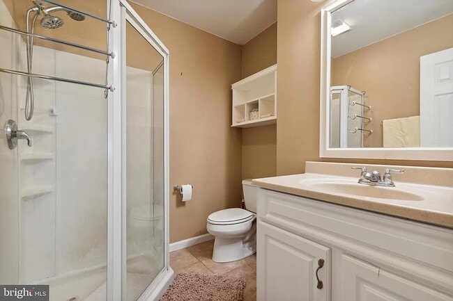 Building Photo - 202 Tinker Dr