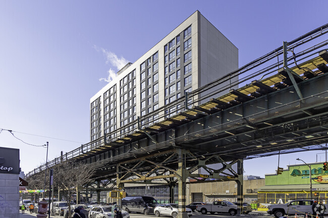 Photo - 1325 Jerome Ave