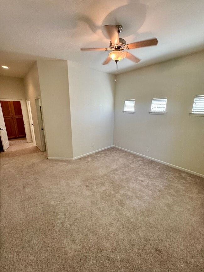 1331 Yosemite Dr
