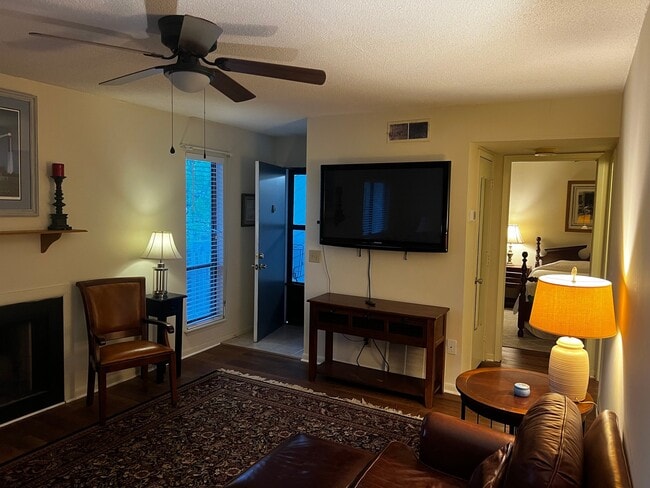 Photo - 3213 Heathstead Place