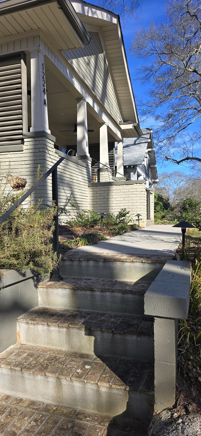 Photo - 1224 Hosea L Williams Dr NE Unidad B