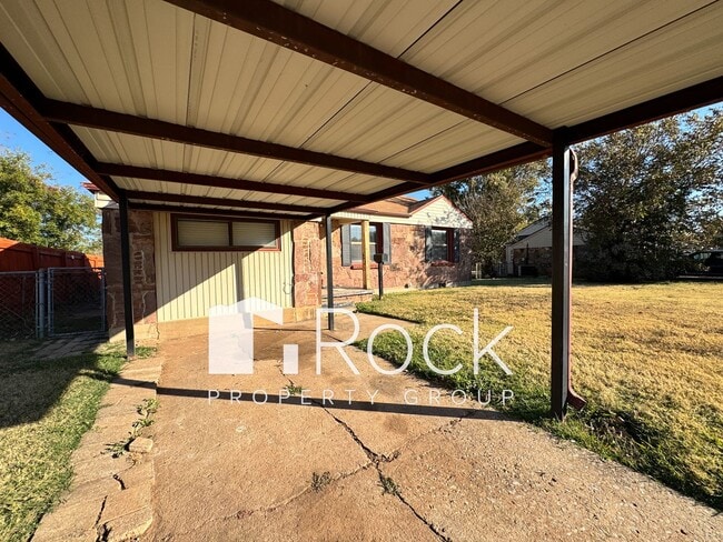 Photo - Charming Home with Real Wood Floors and Covered Parking ~ Offering 1 Month FREE Rent~