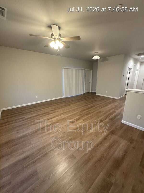 Photo - 514 S Summit St Unit 102