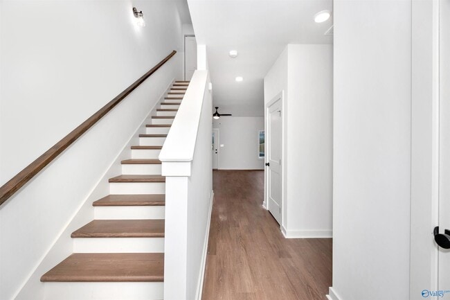 2506 Freeman Rd SW