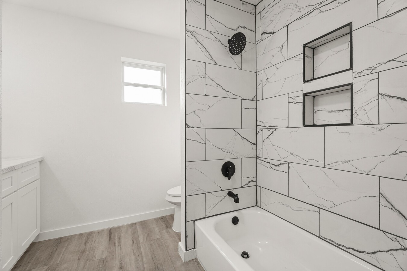 Photo - 125 18th Ave N