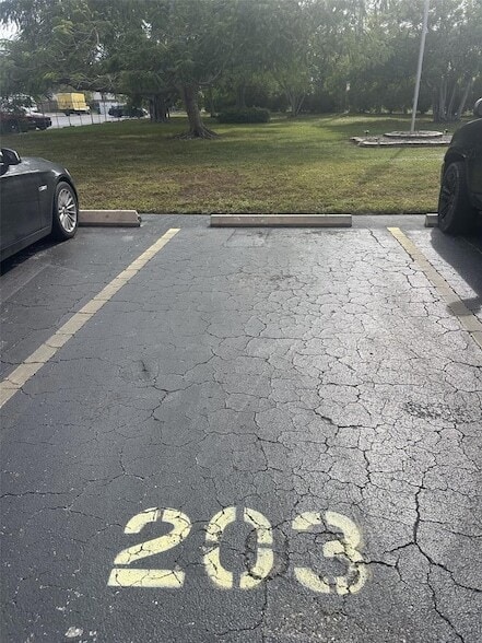 Photo - 4037 Lake Bayshore Dr Unit 203