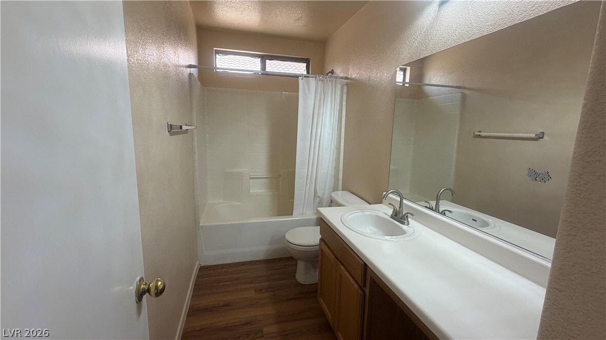Photo - 4687 Englewood Ave