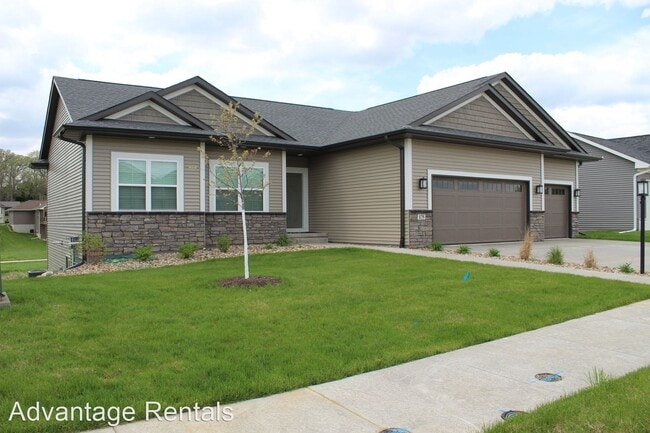 5 br, 3 bath House - 175 Charles Drive - 5 br, 3 bath House - 175 Charles Drive