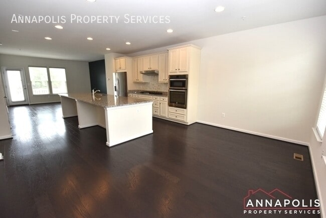 Photo - 7827 Bakers Creek Ln