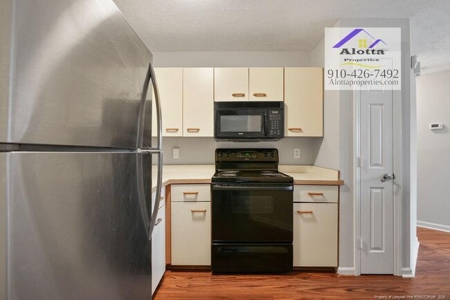 Photo - 6804 Willowbrook Dr