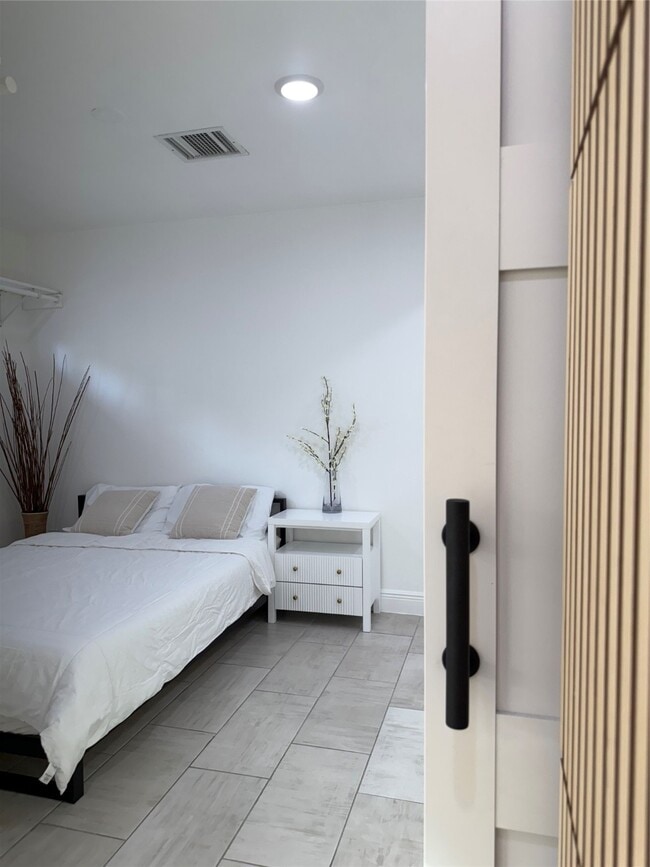 Photo - 828 Allston St Unit A