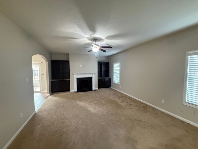 Photo - 5 bedroom, 4 bath House