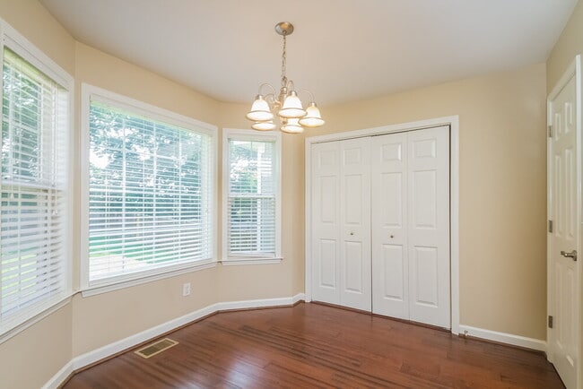 Photo - 1014 Persimmon Dr