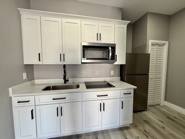 Photo - 2630 Hilliard Ct