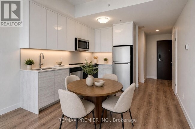 Photo - 60 Frederick St Unit 402