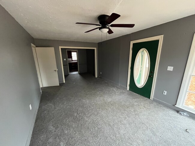 Photo - 754 Raymond Rd Unit A