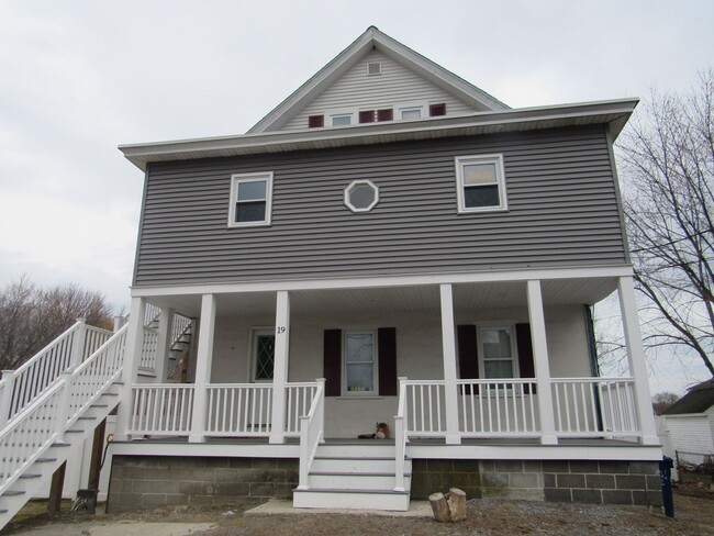 Photo - Dracut Beautiful 5 Bedroom Apartment Ready for Occupancy!!