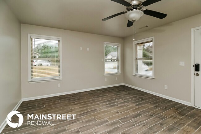 Photo - 455 McGiboney Ln