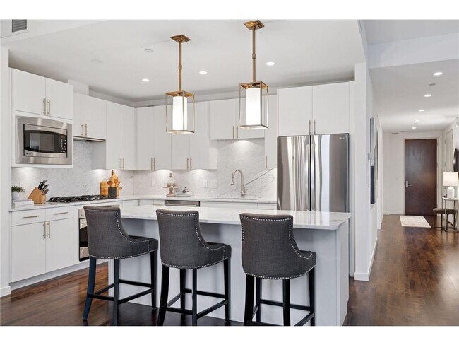 Photo - 201 S 11th St Unit 1000