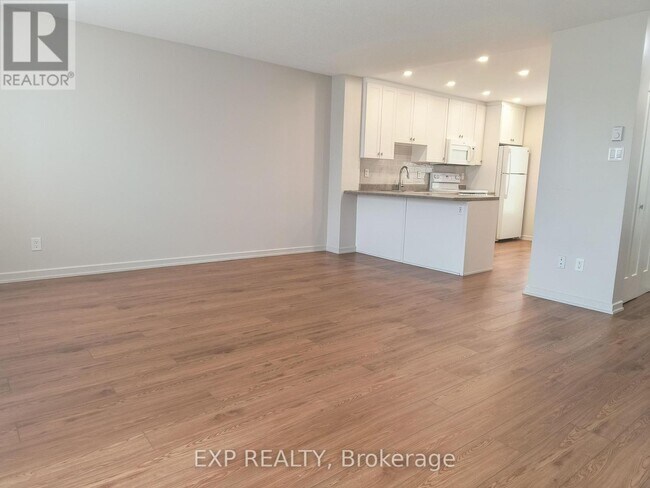 Photo - 971 Gulf Pl