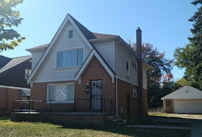 Photo - Generous 5 Bedroom Colonial Style Home