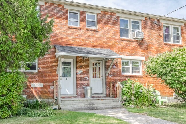 Atlantic Townhouse Apartments