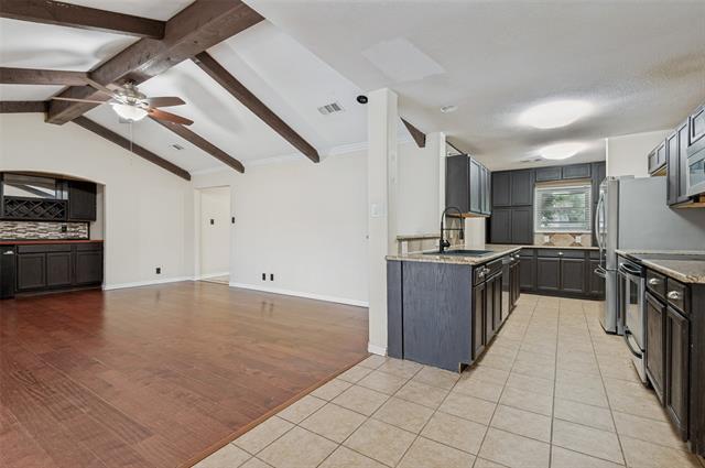 Photo - 1051 College Pkwy