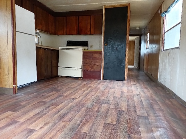 Photo - 5457 Creel St