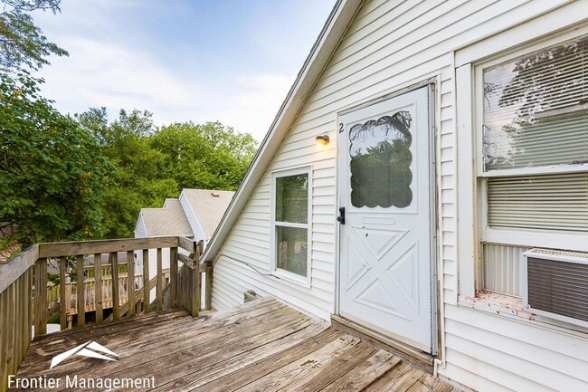 Photo - 1026 Bertrand St Unit 2