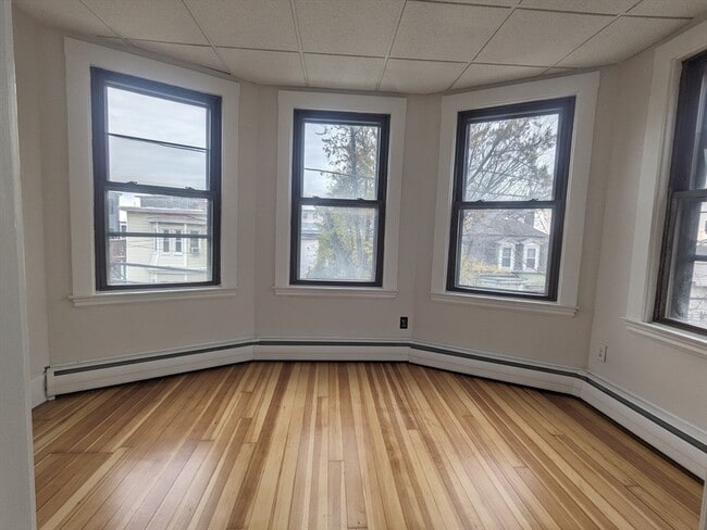 Photo - 36 Leyden St Unidad 2