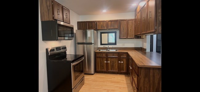 3475 N Willow Ct Unit 3475 N Willow Court Unit 4