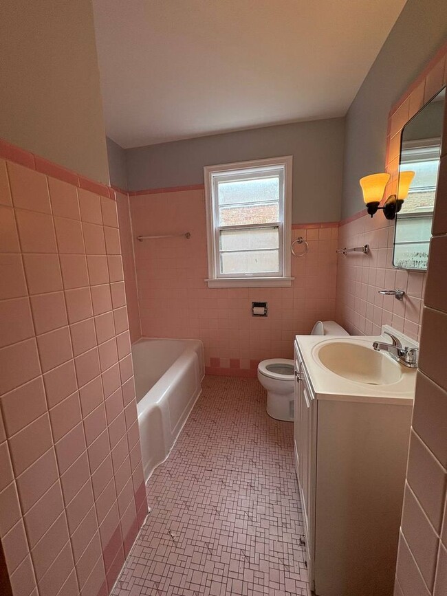 Photo - 1322 N Austin Blvd Unit 2F