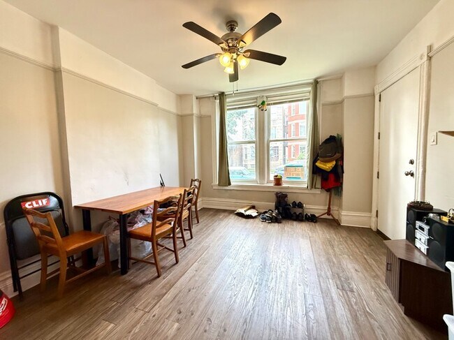 Photo - 3133 S Princeton Ave