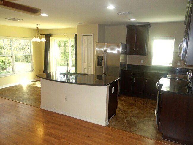 Photo - 4 bedroom, 2.5 bath, townhouse