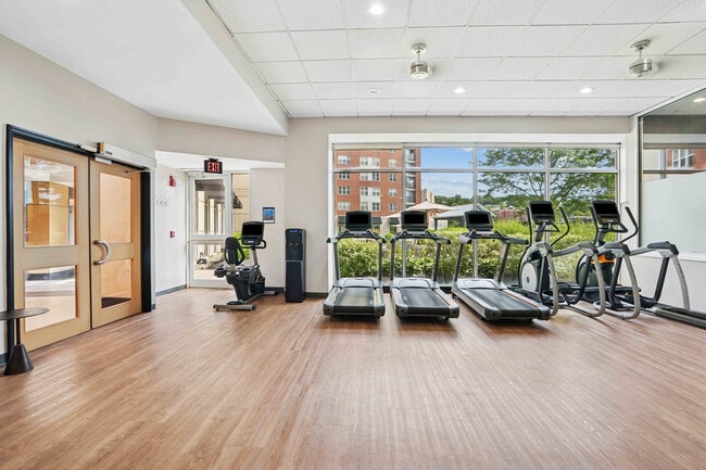 Center Place - Gym - Center Place